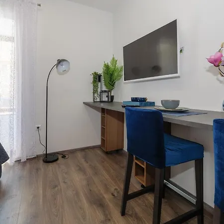 Arena Delight アパート *