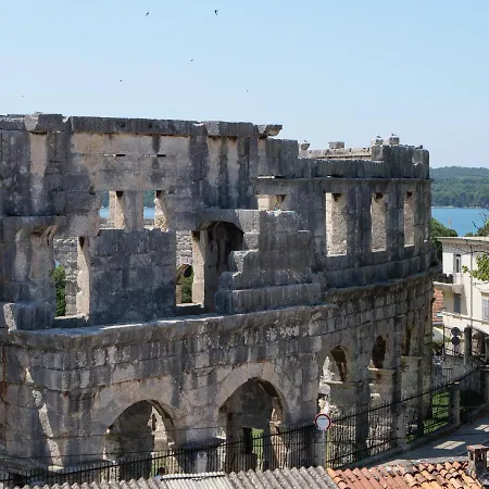 Arena Delight Pula