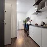Arena Delight Apartment *